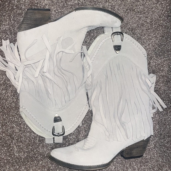 Beige Western Boots - Picture 2 of 5